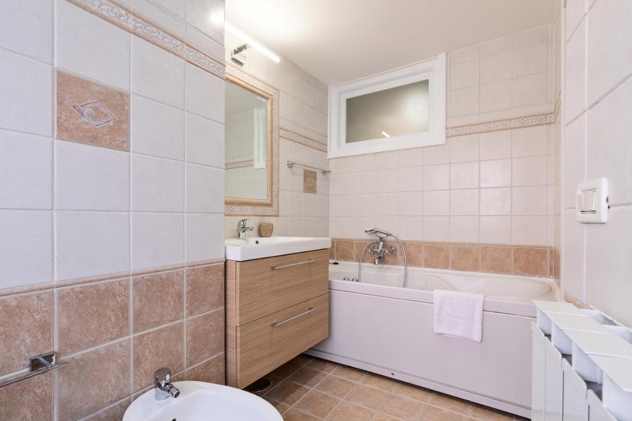 Rome As You Feel - Orso Design Apartment In Navona Esterno foto